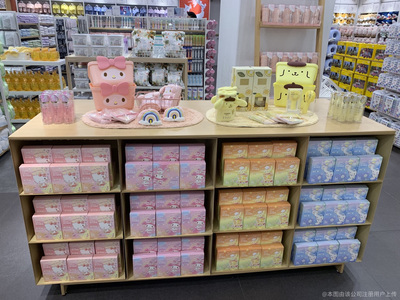 走進扎西日用雜品商店 日常生活中的便利與溫馨