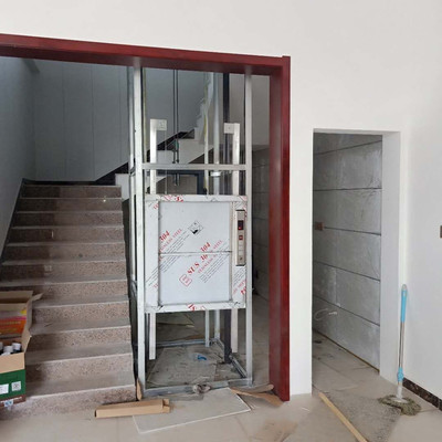 導軌式升降機產品型號在廣西百色市日用雜品行業(yè)的應用與選擇指南